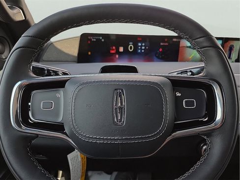 New 2025 Lincoln Navigator L Reserve w/ Jet Appearance Package image 19