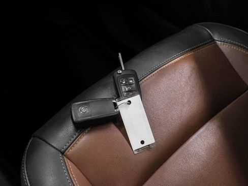 Used 2016 Buick Encore Leather FWD image 58
