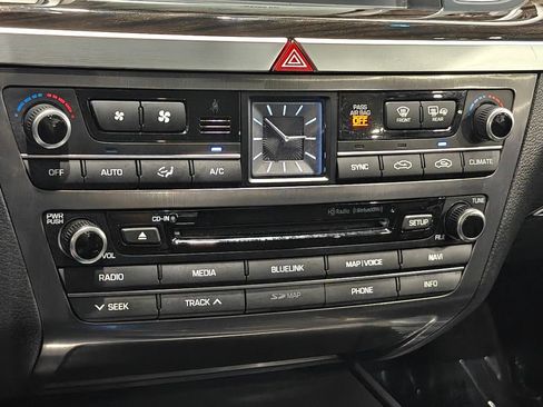 Used 2017 Genesis G80 3.8 RWD image 8