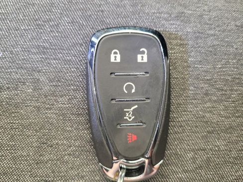 Used 2023 Chevrolet Equinox LT FWD image 32