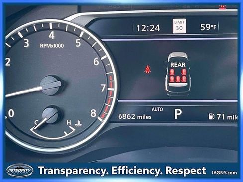 Certified 2025 Nissan Pathfinder SL w/ SL Premium Package image 28