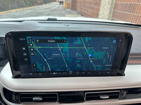 Used 2025 Lincoln Aviator AWD w/ Equipment Group 101A image 21