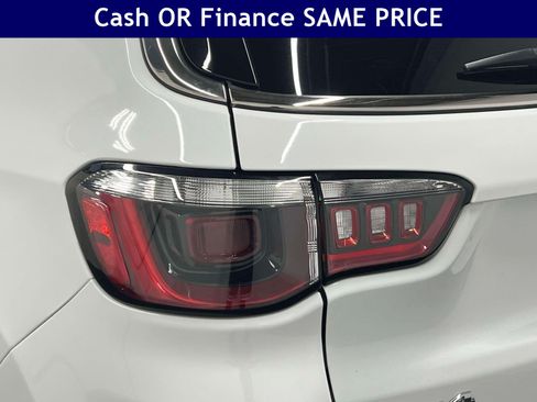 Certified 2023 Jeep Compass Latitude AWD/4WD image 12