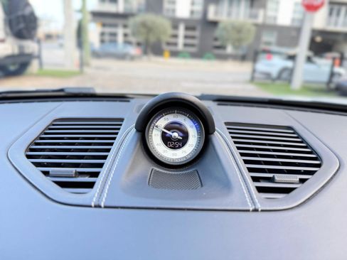 Used 2022 Porsche 911 Turbo S image 42