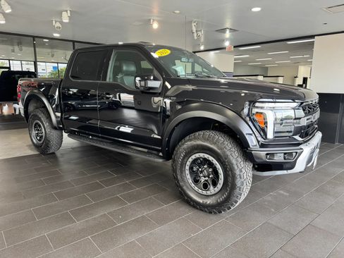 Used 2025 Ford F150 Raptor AWD/4WD image 6