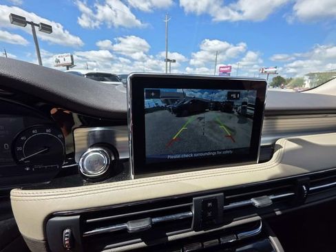 Certified 2022 Lincoln Corsair FWD w/ Equipment Group 101A image 15