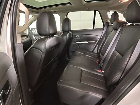 Used 2014 Ford Edge Limited w/ Equipment Group 301A FWD image 31