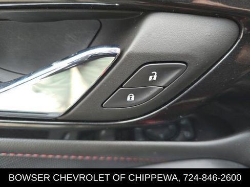 Used 2023 Chevrolet Traverse RS image 13