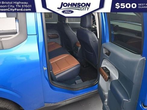 Certified 2022 Ford Maverick Lariat w/ Lariat Luxury Package AWD/4WD image 16