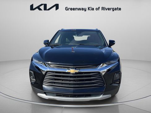 Used 2021 Chevrolet Blazer LT image 2