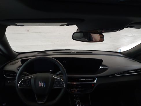 Used 2026 Buick Envista Avenir FWD image 5