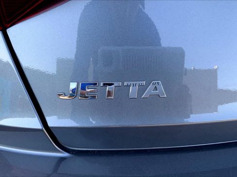 Used 2019 Volkswagen Jetta SEL w/ Cold Weather Package image 30