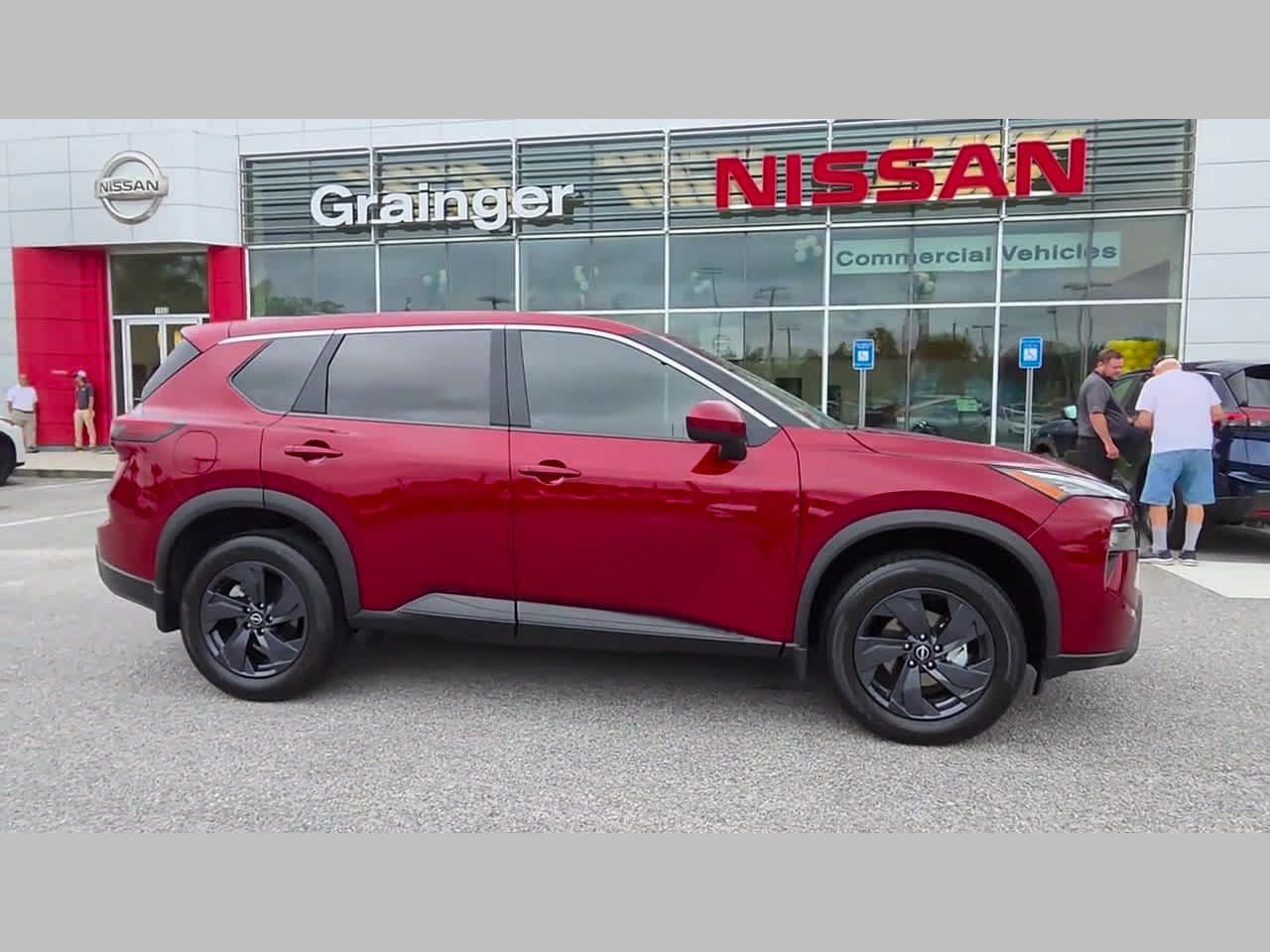 Used 2026 Nissan Rogue SV FWD image 37