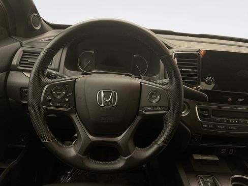 Used 2023 Honda Passport EX-L image 12