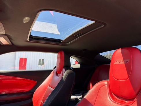 Used 2015 Chevrolet Camaro SS w/ RS Package RWD image 20