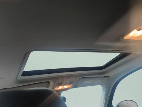 Used 2007 Cadillac Escalade ESV AWD w/ Information Package image 23