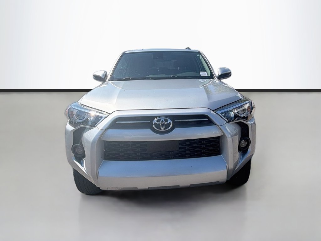 Used 2020 Toyota 4Runner SR5 Premium w/ Moonroof Package AWD/4WD image 2