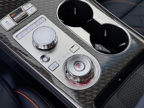 New 2026 Genesis GV70 3.5T Sport Prestige AWD/4WD image 19
