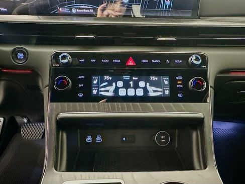 New 2026 Genesis GV80 3.5T Prestige image 14