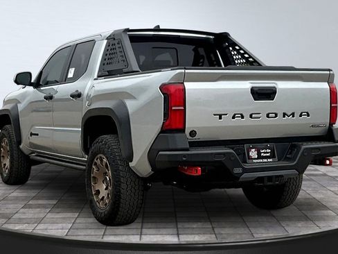 New 2026 Toyota Tacoma 4x4 Double Cab Hybrid image 4