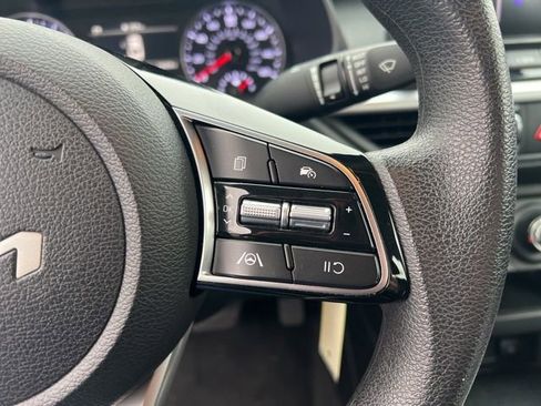 Certified 2024 Kia Forte LXS image 17