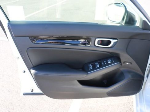 Certified 2022 Honda Civic Touring image 10