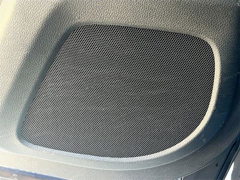 Used 2023 Honda Passport EX-L image 18