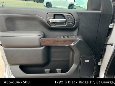 Used 2021 GMC Sierra 1500 SLT w/ SLT Premium Plus Package AWD/4WD image 14