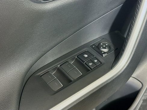 Used 2024 Toyota RAV4 XSE AWD/4WD image 18