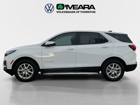 Used 2024 Chevrolet Equinox LT image 2