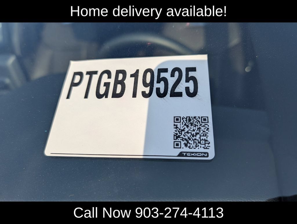Used 2026 Ford Explorer Platinum RWD image 36