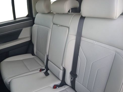 Used 2024 Hyundai Santa Fe SEL image 15