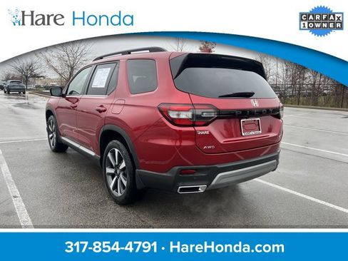 Used 2024 Honda Pilot Touring image 6