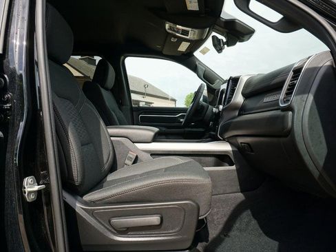 Used 2025 RAM 1500 Big Horn AWD/4WD image 33