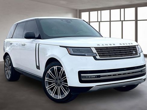 Used 2025 Land Rover Range Rover SE AWD/4WD image 11