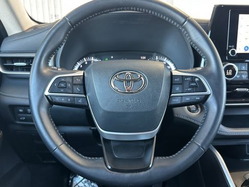 Certified 2025 Toyota Highlander LE AWD/4WD image 23