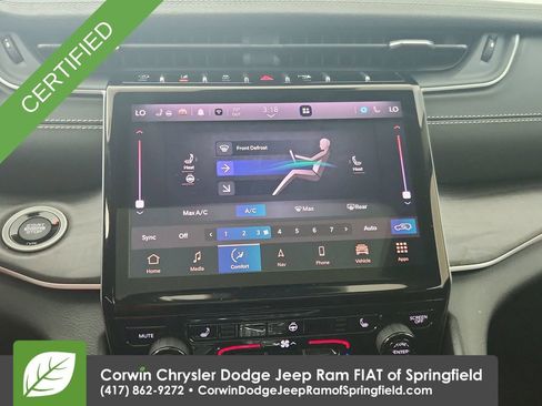 Used 2023 Jeep Grand Cherokee Limited AWD/4WD image 26