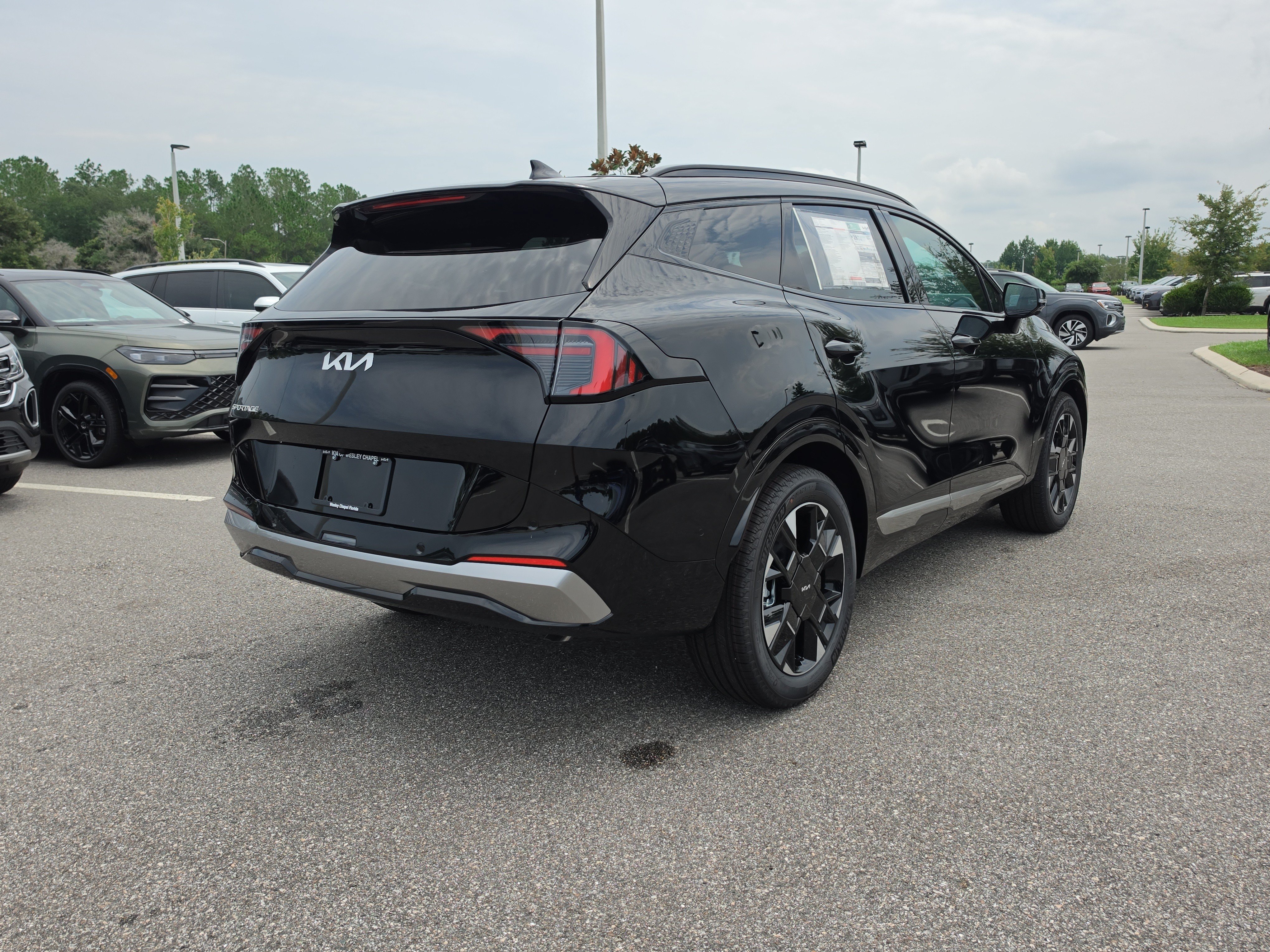 New 2026 Kia Sportage SX FWD image 8