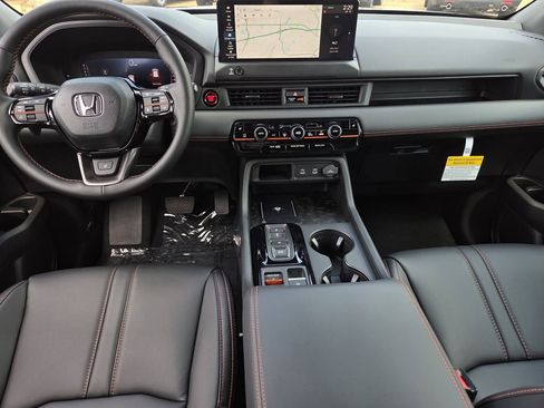 New 2026 Honda Pilot TrailSport image 9