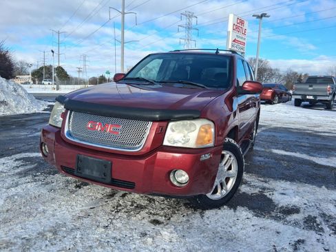 Used 2006 GMC Envoy Denali image 1