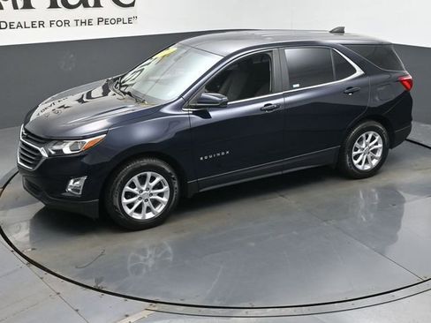 Used 2021 Chevrolet Equinox LT image 42