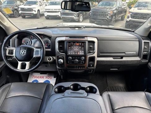 Used 2017 RAM 1500 Laramie AWD/4WD image 15