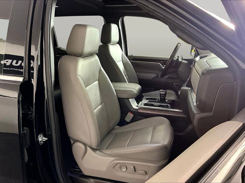 Used 2023 GMC Sierra 1500 SLT RWD image 9