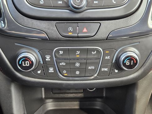 Used 2022 Chevrolet Equinox RS AWD/4WD image 14