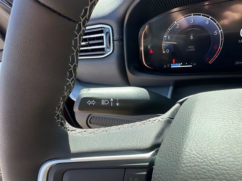 New 2026 Jeep Grand Wagoneer Limited AWD/4WD image 32