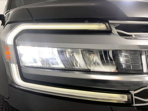 Used 2023 Ford Expedition Platinum AWD/4WD image 29