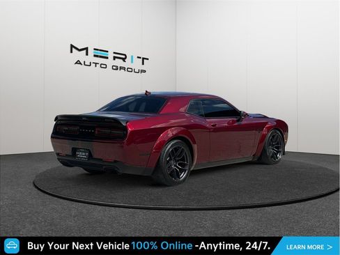 Used 2019 Dodge Challenger SRT Hellcat Redeye RWD image 9