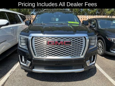 Used 2021 GMC Yukon XL Denali AWD/4WD image 2