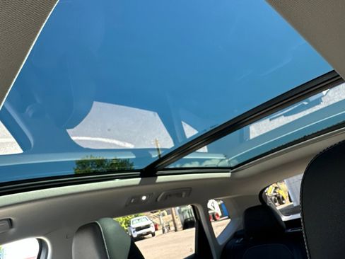 Certified 2023 Volkswagen Taos SE AWD/4WD image 74
