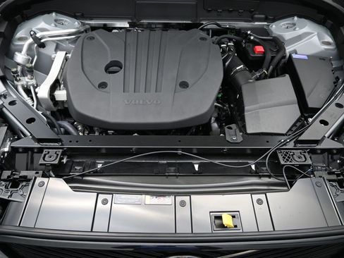 New 2026 Volvo XC60 B5 Plus w/ Protection Package Premier image 12